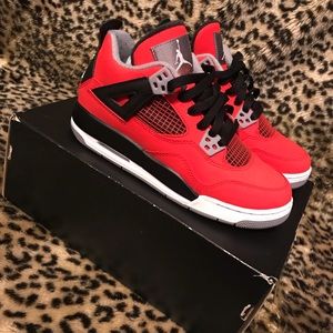Jordan Retro 4